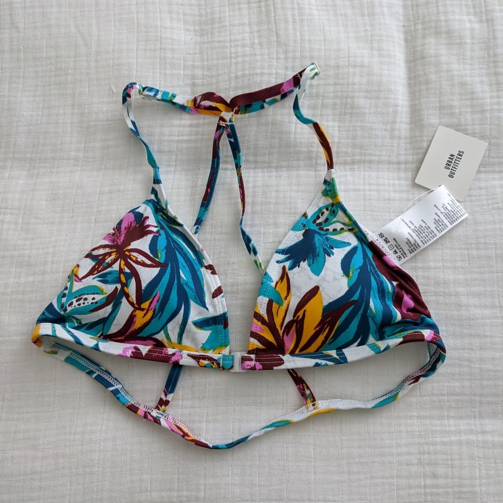 NWT Out From Under Urban Outfitters bikini top